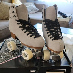 Mirrorball Moon Boot Skates 6 Size